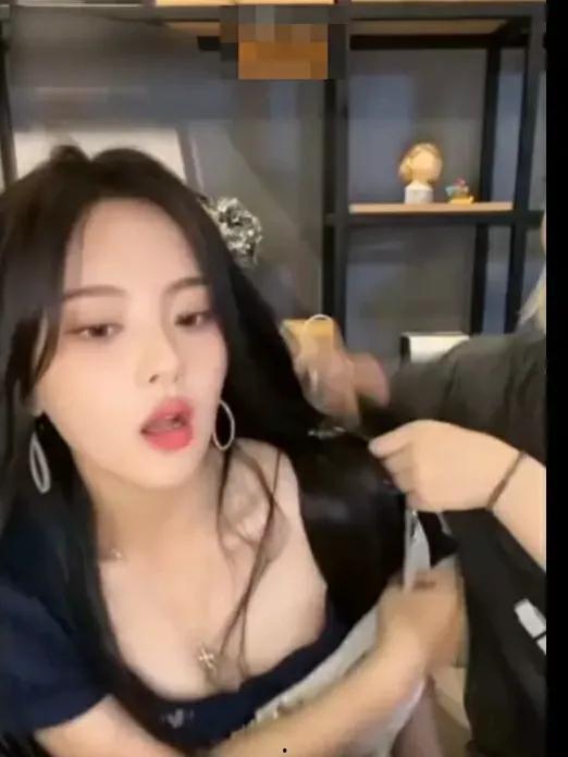 杨超越直播爆料视频大全,爆料视频大全精彩瞬间回顾